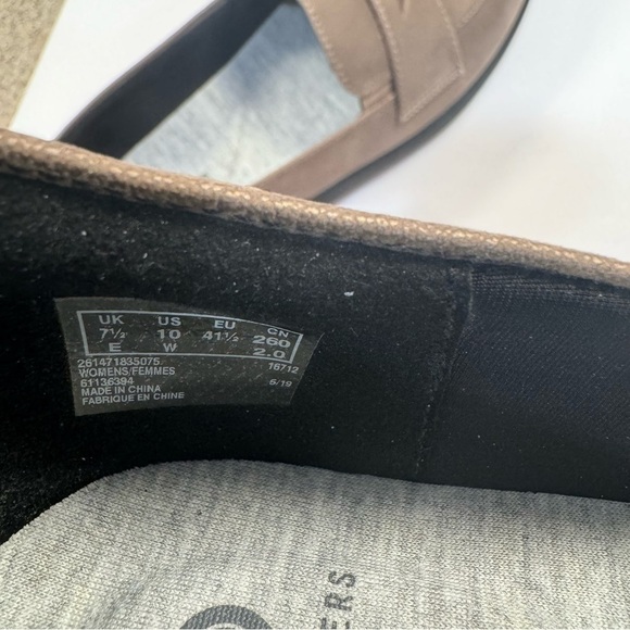 Like New Clarks Women’s Size 10 W Cloudsteppers Slip On Comfort Loafers Sillian - Picture 2 of 8